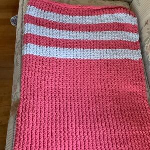Wife’s handmade loom knit blanket/throw. 60 x 40.